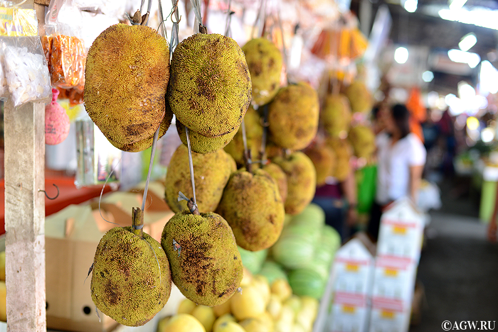 Маранги во фруктовой лавке в Давао, Филиппины.